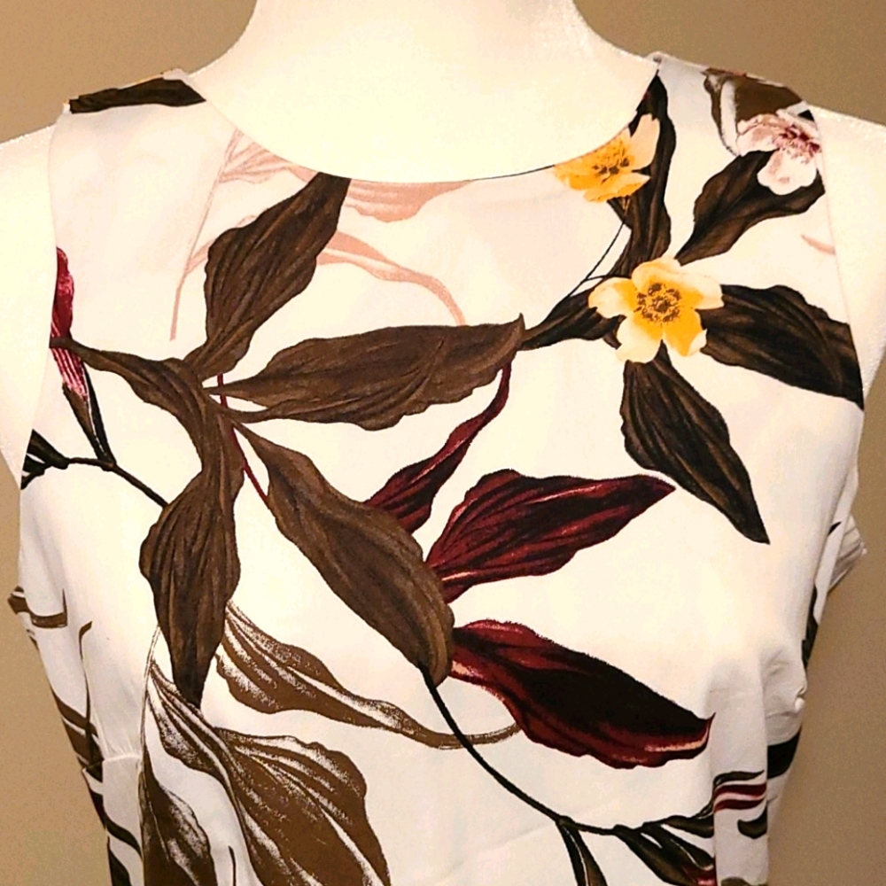 Summer Dress - Picture 2 of 5